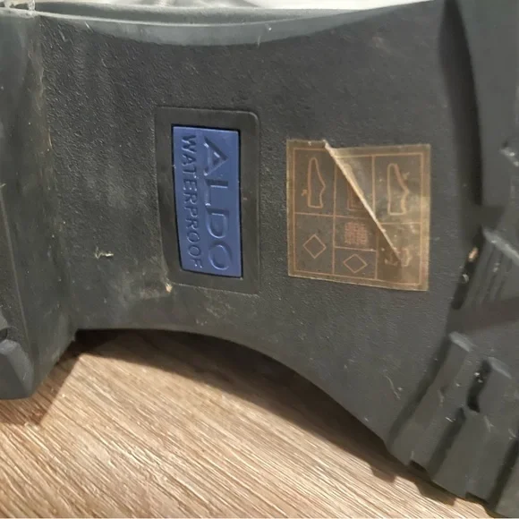 ALDO Black Knee-High Leather Boots with Zipper - Picture 7 of 11